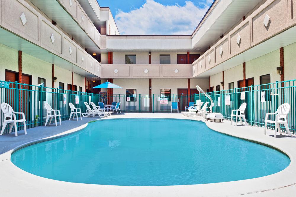 Hotel Bo, A Days Inn By Wyndham Chattanooga Downtown Εξωτερικό φωτογραφία