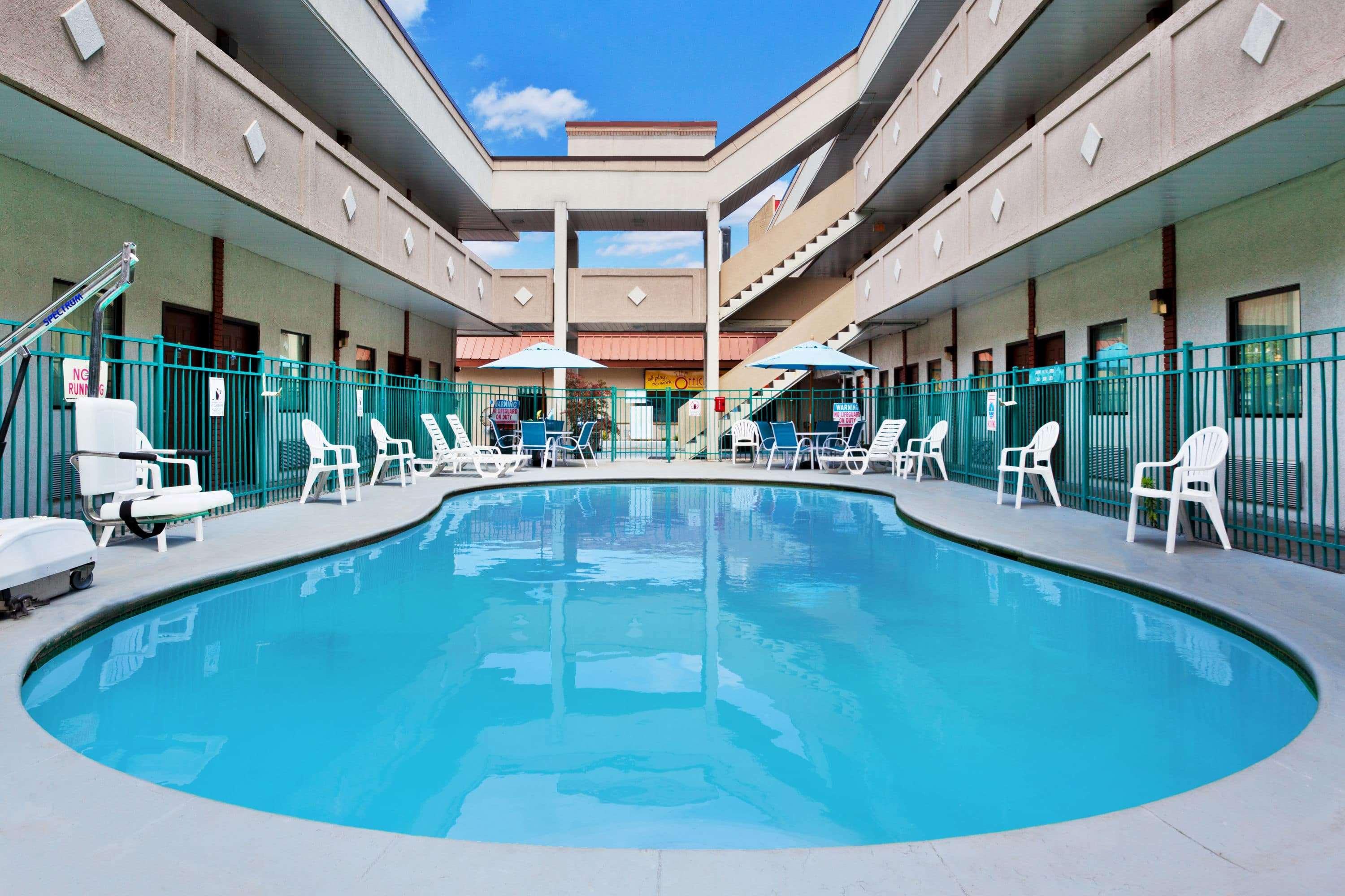 Hotel Bo, A Days Inn By Wyndham Chattanooga Downtown Εξωτερικό φωτογραφία