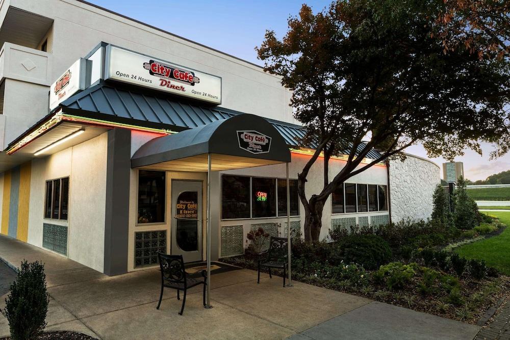 Hotel Bo, A Days Inn By Wyndham Chattanooga Downtown Εξωτερικό φωτογραφία