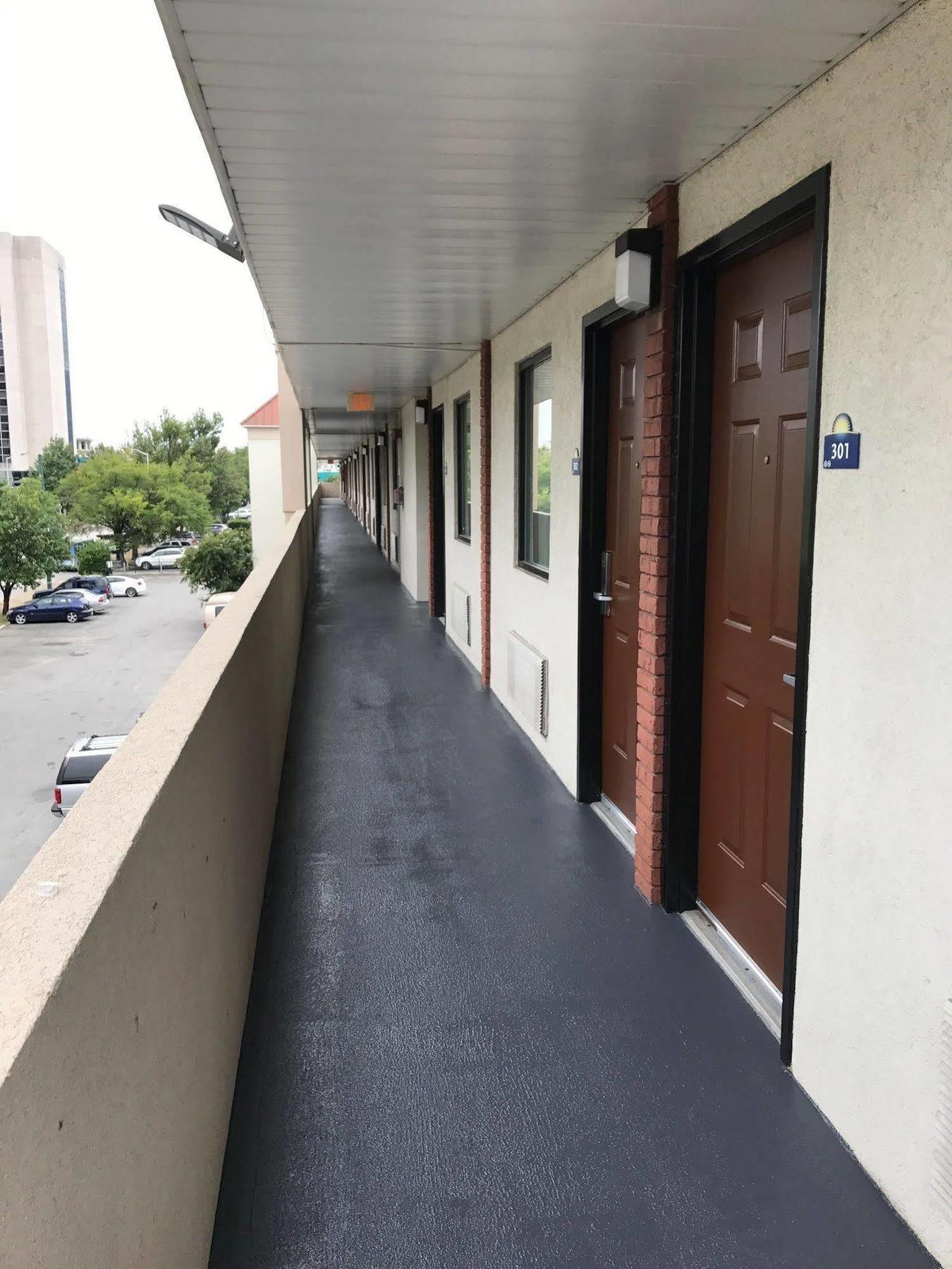 Hotel Bo, A Days Inn By Wyndham Chattanooga Downtown Εξωτερικό φωτογραφία